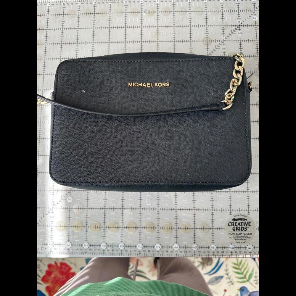 Michael Kors Jet Set Item Large East West Zip Gold Chain MK Leather Crossbody